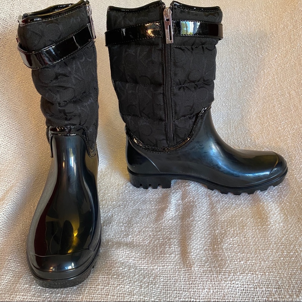 Calvin Klein - Black rubber sole boots